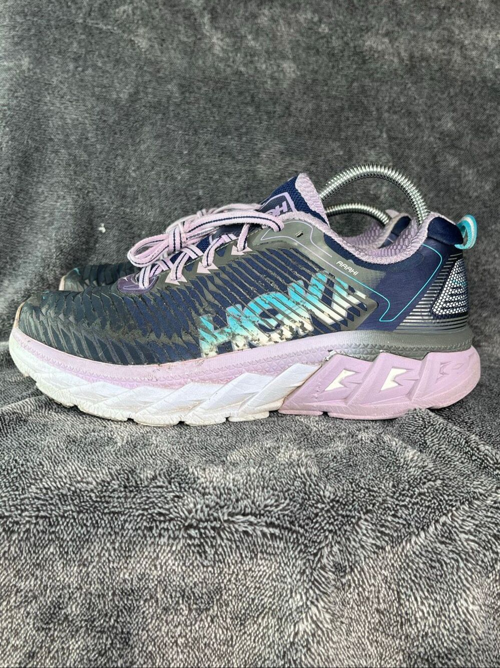 HOKA ONE ONE Arahi Women's Stability Running Shoes - Medieval Blue/Lavender - Si